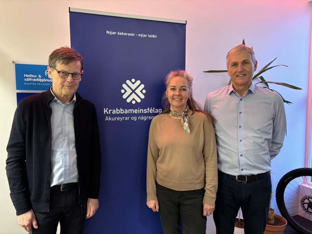 Þorsteinn Már Baldvinsson, Jenný Valdimarsdóttir og Gústaf Baldvinsson.