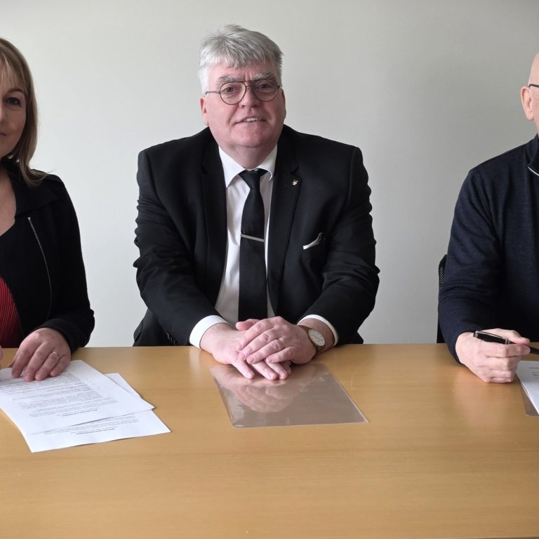 Pálína Sigrún Halldórsdóttir framkvæmdastjóri Grófarinnar, Heiðar Friðjónsson formaður framkvæmdaráð&hellip;